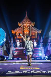 BIB: 1842, 339
                            <button type="button" onclick="openModal(22647013)" class="btn btn-primary btn-sm float-right btn-popup" data-toggle="modal" data-target=".modal-high-quality">
                        <i class="fas fa-shopping-cart"></i> Add to Cart
                    </button>
                                            <button type="button" onclick="isThisMe(22647013, true)" class="btn btn-success btn-sm float-right btn-popup btn-isme hidden" data-toggle="tooltip" data-placement="bottom" title="นี่คือรูปของคุณใช่ไหม คลิกที่นี่เพื่อเอาเข้าอัลบั้ม">
                        <i class="fas fa-plus"></i> Add to album
                    </button>
                    <button type="button" onclick="isThisMe(22647013, false)" class="btn btn-warning btn-sm float-right btn-popup btn-isnotme hidden">
                        <i class="fas fa-ban"></i> Remove from album
                    </button>